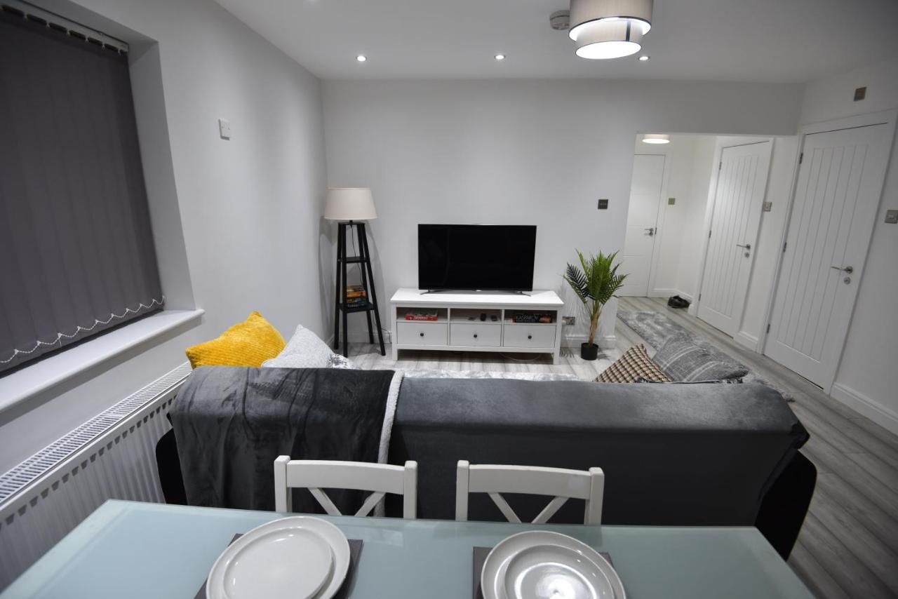 Cozy! 2-Bedroom Exclusive Apartment Near Bristol City Centre Easton Speedwell Sleeps Upto 6 ภายนอก รูปภาพ