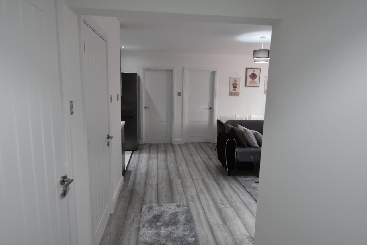 Cozy! 2-Bedroom Exclusive Apartment Near Bristol City Centre Easton Speedwell Sleeps Upto 6 ภายนอก รูปภาพ