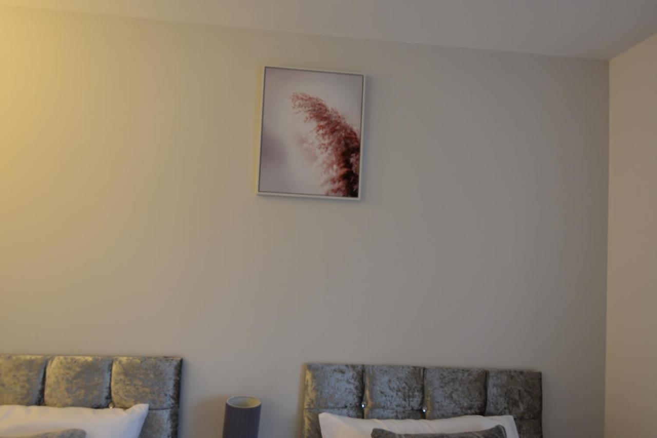 Cozy! 2-Bedroom Exclusive Apartment Near Bristol City Centre Easton Speedwell Sleeps Upto 6 ภายนอก รูปภาพ