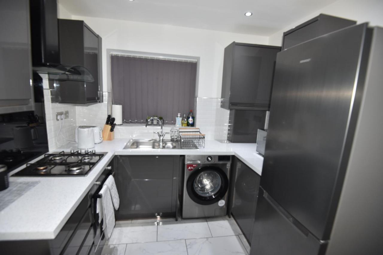 Cozy! 2-Bedroom Exclusive Apartment Near Bristol City Centre Easton Speedwell Sleeps Upto 6 ภายนอก รูปภาพ